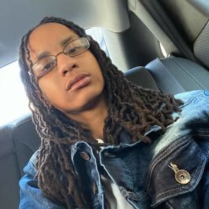 Meet your Posher, Devaughn